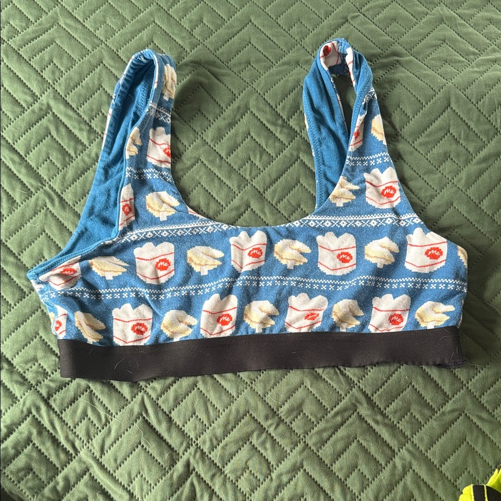 MeUndies Blue and White Patterned Sports Bra